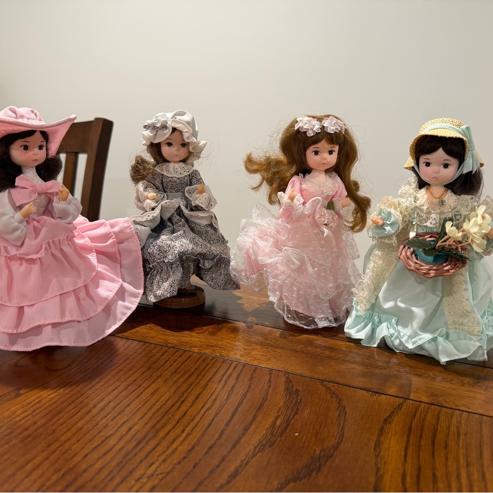 Set of 4 Bradley Dolls